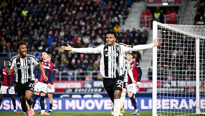 BOLOGNA, ITALY - DECEMBER 14: Juan Cabal of Juventus celebrates 0-1 goal during the Serie A match between Bologna FC 1909 and Juventus FC at Renato Dall'Ara Stadium on December 14, 2025 in Bologna, Italy. (Photo by Daniele Badolato - Juventus FC/Juventus FC via Getty Images) Serie A, Bologna-Juve 0-1: i bianconeri vincono al Dall’Ara grazie a un gol di Cabal - immagine 1