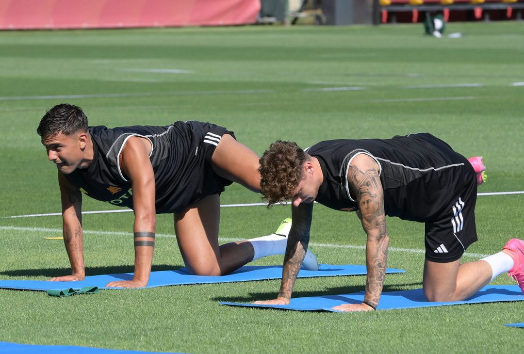 Roma, secondo giorno di ritiro. L’allenamento a Trigoria – FOTO GALLERY - immagine 4