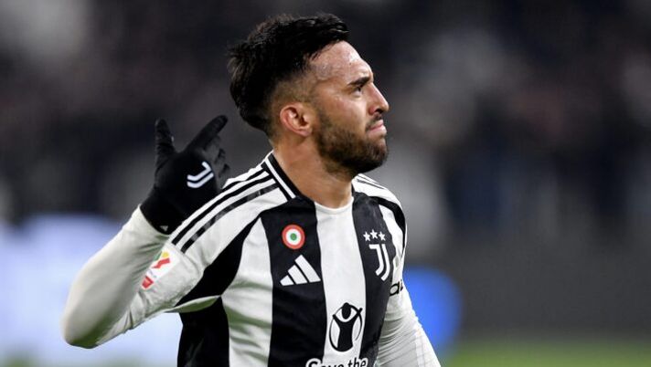 TURIN, ITALY - DECEMBER 17: Nicolas Gonzalez of Juventus celebrates scoring his team's fourth goal during the Coppa Italia match between Juventus FC and Cagliari Calcio at Allianz Stadium on December 17, 2024 in Turin, Italy. (Photo by Valerio Pennicino/Getty Images) Juve, chi gioca contro il Monza: da Thuram a Nico Gonzalez, i dubbi di Motta - immagine 1