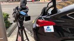 Giornalista ferito alla testa con un ghiacciolo: pessimo pre-derby a Madrid…