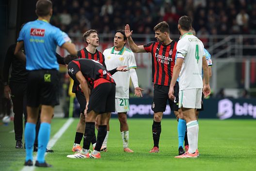 DAZN, Bordocam: Dybala e Cristante stizziti con Saelemaekers e Allegri