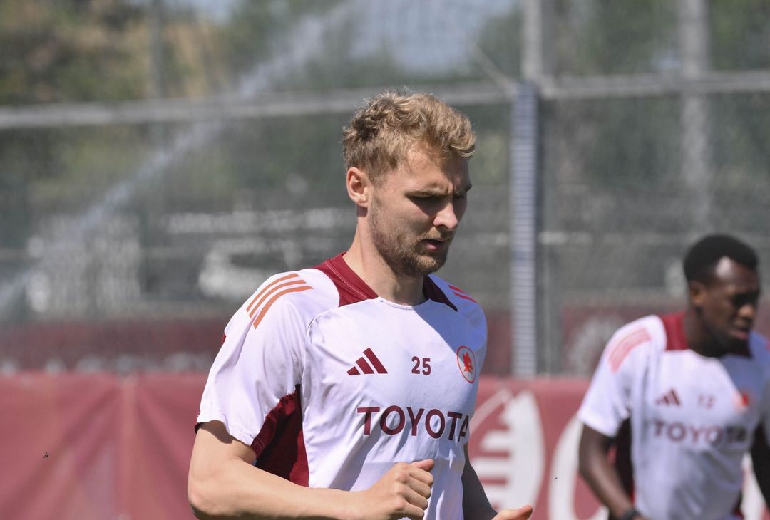 Trigoria, l’allenamento in vista della Fiorentina – FOTO GALLERY - immagine 23