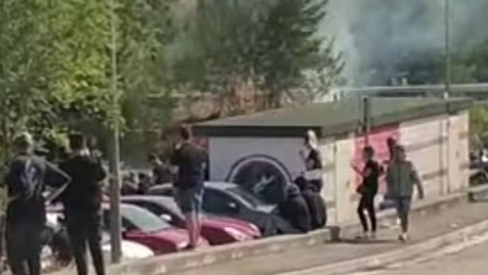 Prima un incendio nelle campagne, poi equilibrio e spettacolo: derby a Teramo, pari e patta - immagine 1