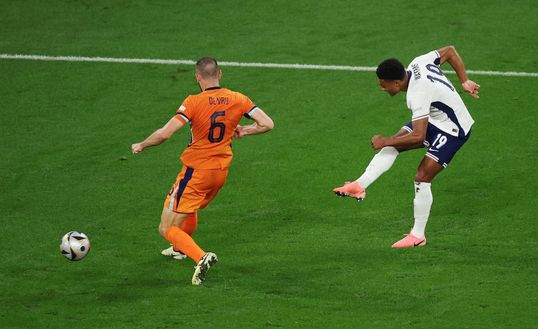 Olanda KO, Koeman: “Rigore Kane-Dumfries? Questo uso del VAR rompe il calcio”- immagine 3