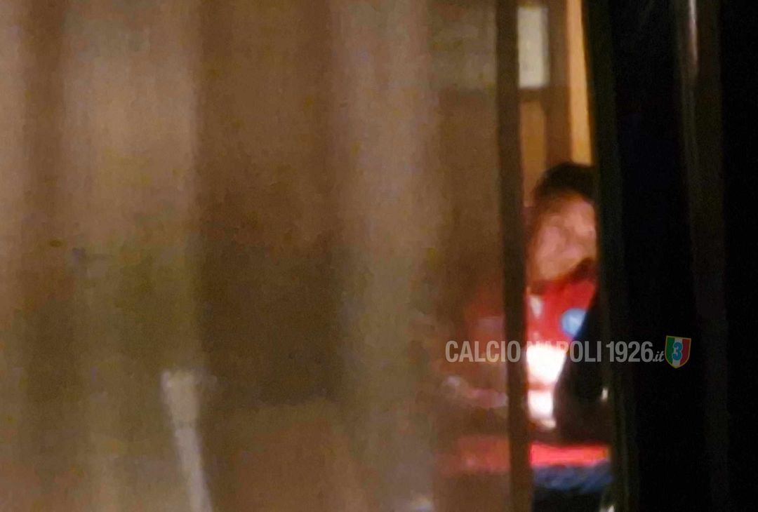 GALLERY De Laurentiis e Gollini giocano a carte all’interno dell’hotel Rosatti! - immagine 5