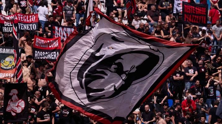 I tifosi rossoneri al 'Mapei Stadium' durante Sassuolo-Milan di Serie A
