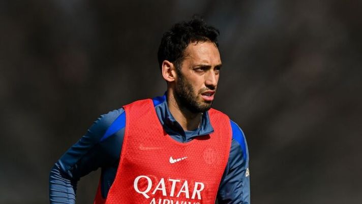 FLASH – Inter, Calhanoglu in gruppo! Novità Sommer verso la Champions, Carlos Augusto… FLASH – Inter, Calhanoglu in gruppo! Novità Sommer verso la Champions, Carlos Augusto… - immagine 1
