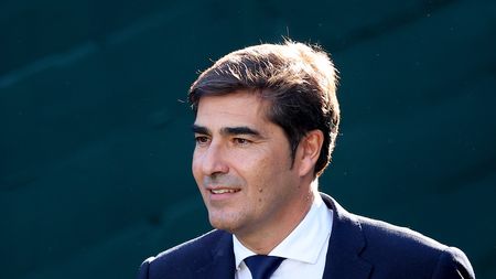 SEVILLE, SPAIN - SEPTEMBER 24: Angel Haro Garcia, Preisdent of Real Betis arrives at the stadium prior to the LaLiga EA Sports match between Real Betis and Cadiz CF at Estadio Benito Villamarin on September 24, 2023 in Seville, Spain. (Photo by Fran Santiago/Getty Images) Angelo Haro, presidente Betis