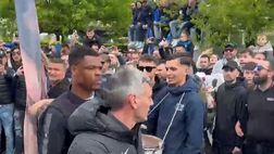 Folla alla Pinetina: Dumfries, Pavard e Thuram a piedi raggiungono il Centro Suning