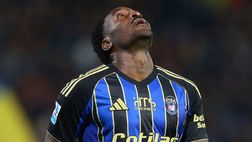 Nzola, ma cosa fai? Il Pisa perde e lui si fa espellere: la ricostruzione