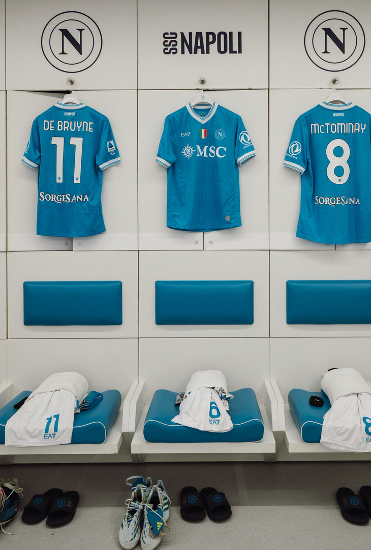 Napoli-Lazio, tutto pronto nello spogliatoio azzurro: la scelta sulla maglia GALLERY - immagine 4