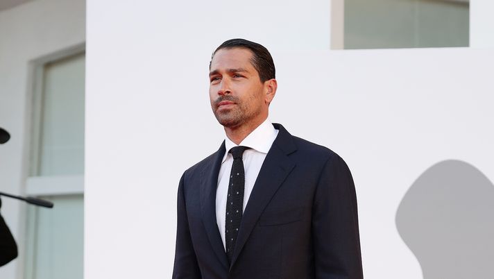 Borriello fa chiarezza: “Mi dispiace smentire, ecco la verità sulle foto con Eleonora Preziosi” - immagine 1