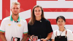 Tennis, Fokina sfoggia la terza maglia della Roma durante il torneo di Pechino