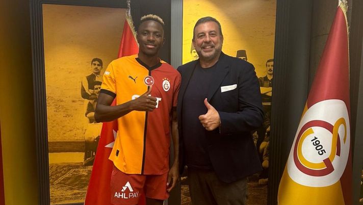 Osimhen, l’agente: “Forza Victor! Il passato è un dono per chi lo sa apprezzare” Osimhen, l’agente: “Forza Victor! Il passato è un dono per chi lo sa apprezzare” - immagine 1