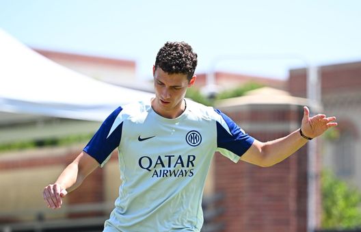 Pavard, foto fuori luogo e i tifosi si infuriano. Dall’Inter si sarebbero aspettati…- immagine 2