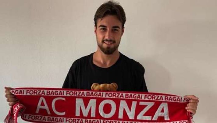 Calciomercato Catanzaro, da Gliozzi a Moncini: i nomi più caldi per l’attacco  Catanzaro