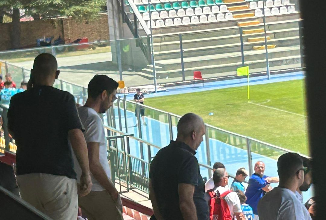 GALLERY L’AD Chiavelli assiste dalla tribuna all’amichevole tra Napoli e Cavese - immagine 4