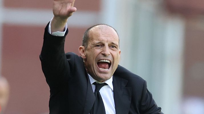 Massimiliano Allegri, allenatore del Milan | Getty Images Milan, Ravezzani chiaro dopo Genoa: 'Allegri fa l'unica partita possibile'