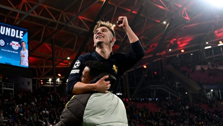 LEIPZIG, GERMANY - OCTOBER 2: Danilo, Francisco Conceicao of Juventus during the UEFA Champions League 2024/25 League Phase MD2 match between RB Leipzig and Juventus at Leipzig Stadium on October 2, 2024 in Leipzig, Germany. (Photo by Daniele Badolato - Juventus FC/Juventus FC via Getty Images) Conceicao: “Ecco cosa mi chiede Motta. Siamo la Juve, proviamo a vincere sempre” - immagine 1