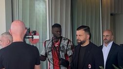 VIDEO – Milan, Boniface sbarca a Milano: le prime immagini | PM