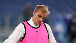 Lazio, ansia Isaksen: sospetta mononucleosi, i tempi di riento. Dia, fastidio alla caviglia