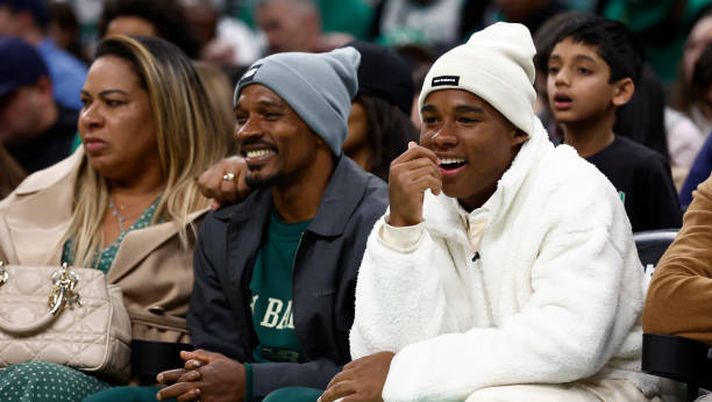 Boston “brucia” il Real: Endrick posa con i Celtics! - immagine 1