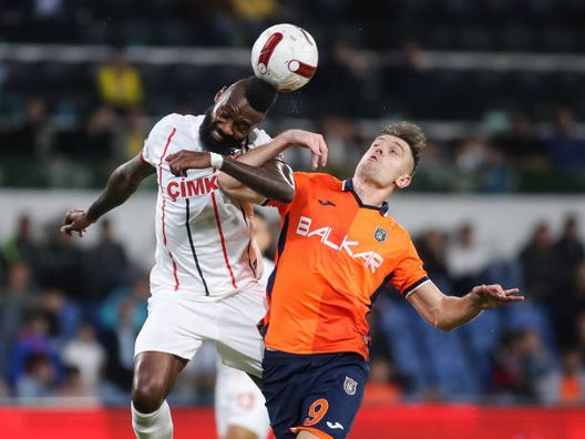 Galatasaray-Basaksehir, il pronostico del derby di Istanbul: Osimhen e Mertens favoriti- immagine 3