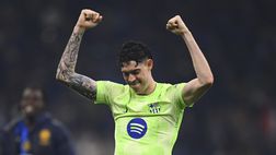 Romano: “Barcellona parla di contratto con agente Bastoni. Cifra e giocatori, l’Inter pensa…”