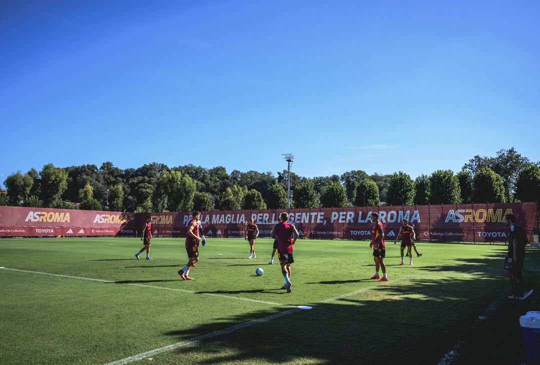 Trigoria, l’allenamento a tre giorni dal derby – FOTO GALLERY - immagine 4