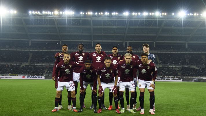 TURIN, ITALY - DECEMBER 8: Torino FC start team eleven during the Serie A match between Torino FC and AC Milan at Stadio Olimpico di Torino on December 8, 2025 in Turin, Italy. (Photo by Stefano Guidi - Torino FC/Torino FC 1906 via Getty Images) Le pagelle di Torino-Milan 2-3: difesa colabrodo, Baroni non trova soluzioni- immagine 2