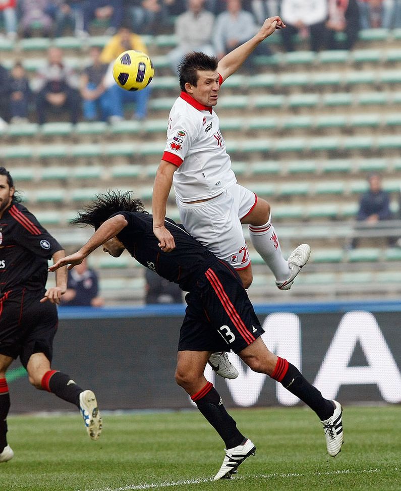 Bari-Milan 2-3 novembre 2010 (Photo by Maurizio Lagana/Getty Images) Ex Milan, Vitaly Kutuzov: “Ho lasciato per le scommesse…”- immagine 3