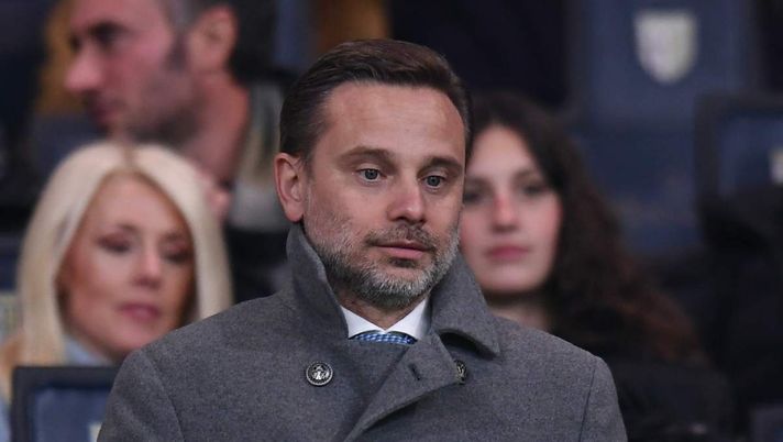 Johan Vásquez, capitano del Genoa, piace al Milan per rinforzare la difesa | Calciomercato AC Milan News (Getty Images) Milan, difensore cercasi: Tare e Furlani hanno il nome giusto e ai tifosi piacerà