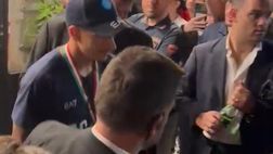 “C’è solo un capitano!”, Di Lorenzo lascia tra i cori la cena Scudetto del Napoli