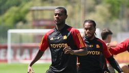 Smalling resta a casa, Ndicka può giocare