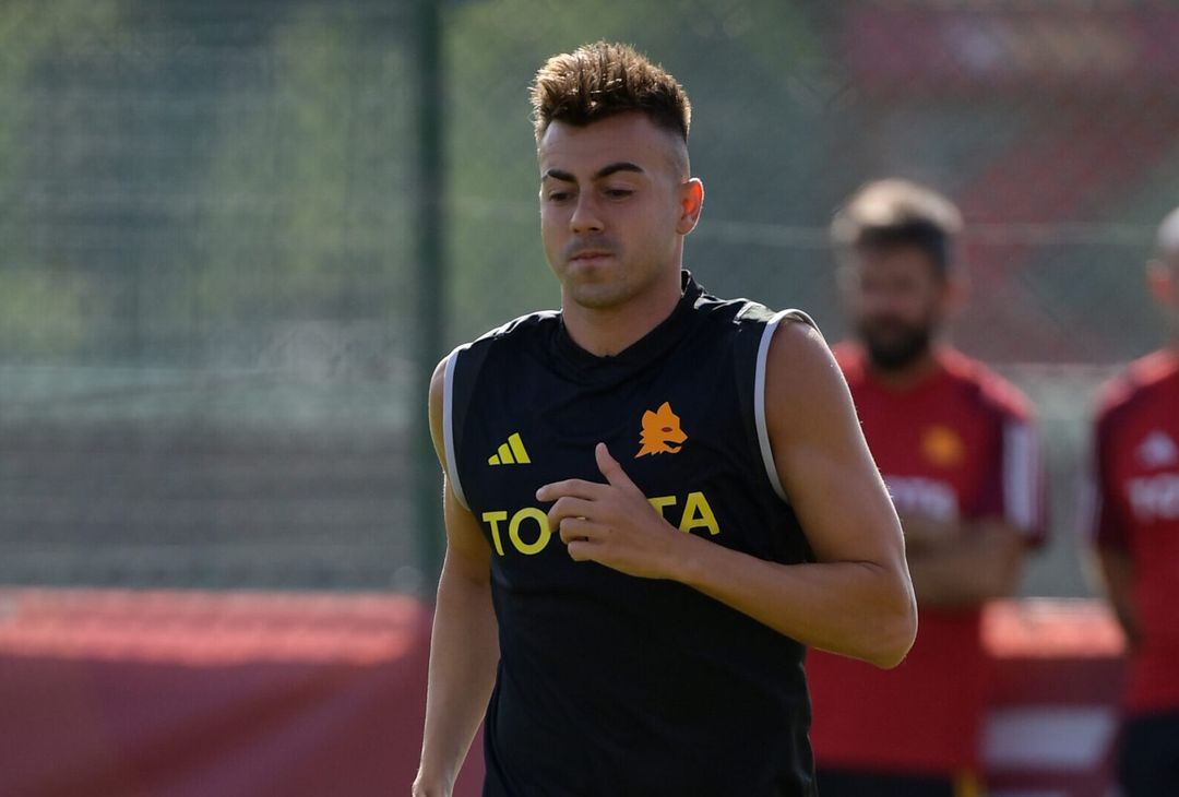 La Roma prosegue la preparazione a Trigoria: Matic e Dybala a parte – FOTO GALLERY - immagine 53