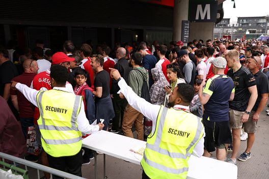 Inghilterra, si cambia negli stadi: entrare senza biglietto sarà reato- immagine 2