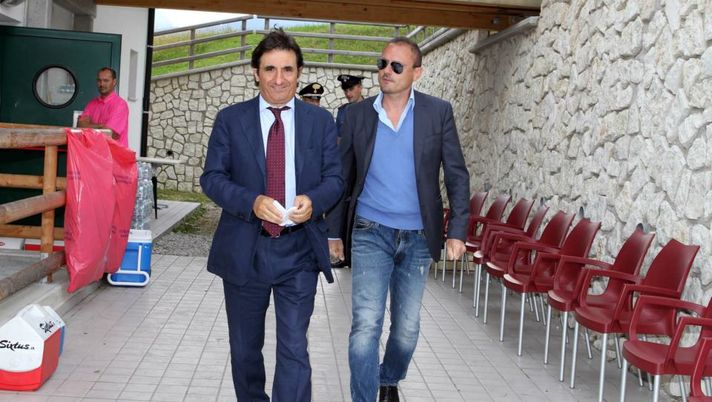 Un mercato di ritardi e mezze figure - immagine 1