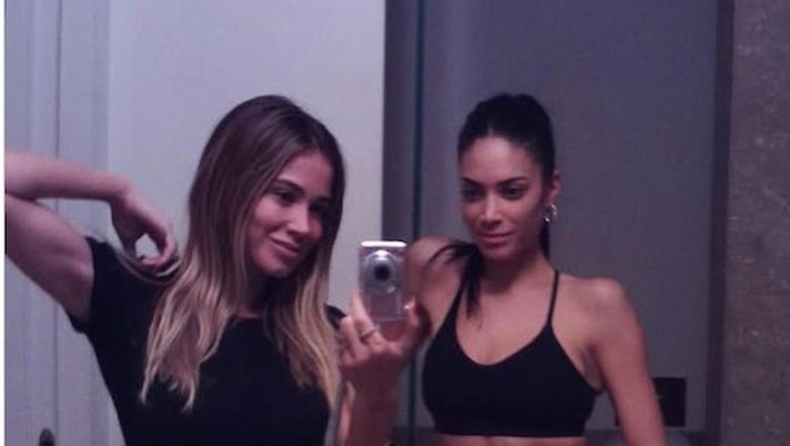 Diletta Leotta, sabato sera a casa insieme alla sua amica Elodie Diletta Leotta, sabato sera a casa insieme alla sua amica Elodie - immagine 1