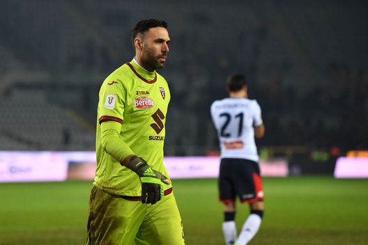 TURIN, ITALY - JANUARY 09: Salvatore Sirigu of Torino FC reacts during the Coppa Italia match between Torino FC and Genoa CFC at Stadio Olimpico Grande Torino on January 9, 2020 in Turin, Italy. (Photo by Valerio Pennicino/Getty Images)