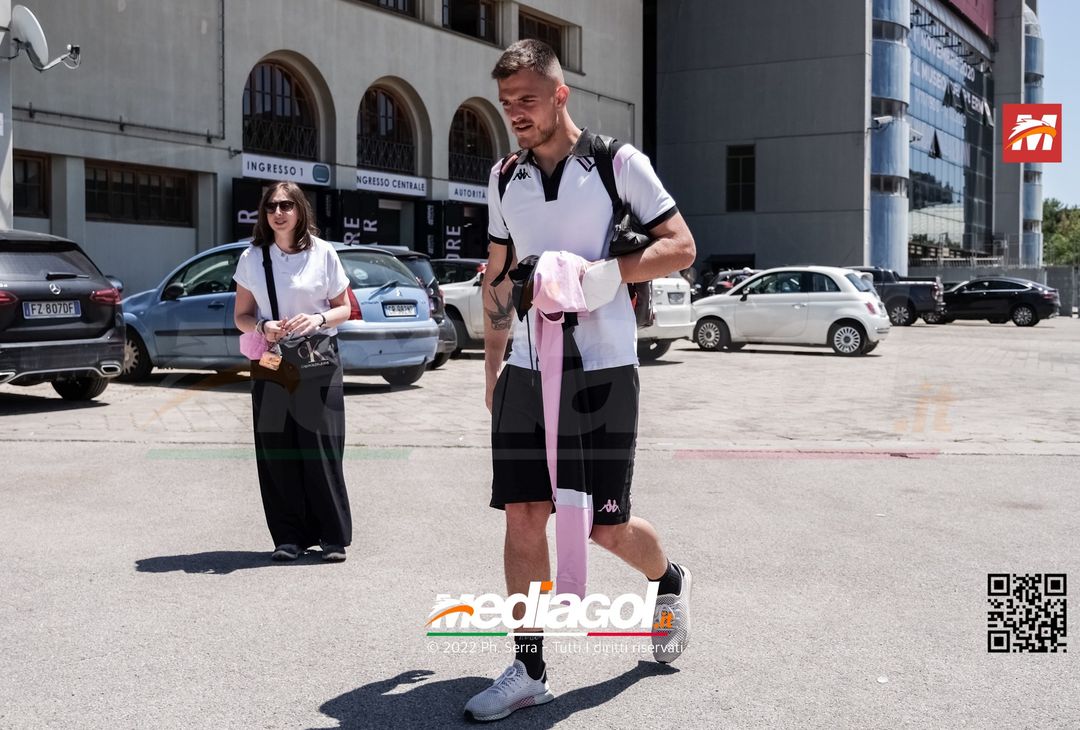 FOTO Palermo, Brunori e compagni in partenza per Chiavari: la gallery - immagine 44