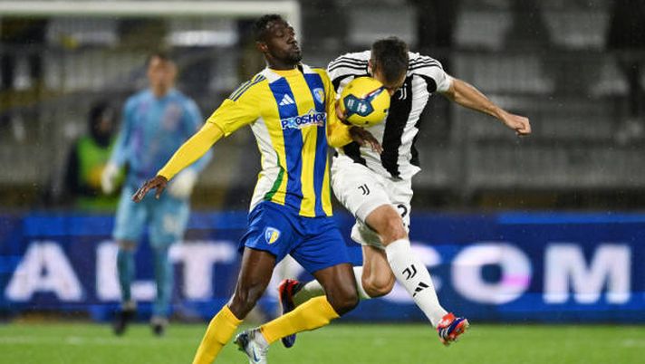CERIGNOLA, ITALY - DECEMBER 21: Sulayman Jallow of Audace Cerignola battles for possession with Filippo Scaglia of Juventus Next Gen duirng the Serie C match between Audace Cerignola and Juventus Next Gen on December 21, 2024 in Cerignola, Italy. (Photo by Juventus FC/Juventus FC via Getty Images) Jallow