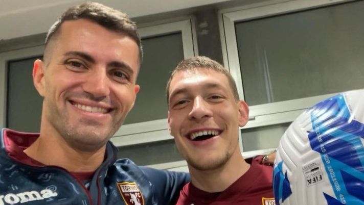 Il dottor Daniele Mozzone con Andrea Belotti (foto Instagram @dani_mosz)