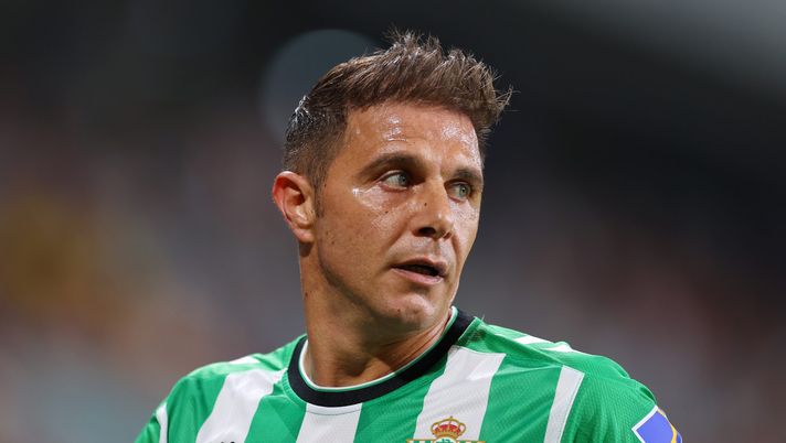 Dal calcio alla corrida, l’ex Betis e Fiorentina Joaquín debutterà come torero - immagine 1