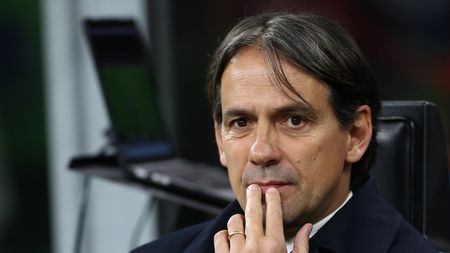 MILAN, ITALY - FEBRUARY 02: Simone Inzaghi, Head Coach of FC Internazionale, looks on prior to the Serie A match between AC Milan and FC Internazionale at Stadio Giuseppe Meazza on February 02, 2025 in Milan, Italy. (Photo by Marco Luzzani/Getty Images)