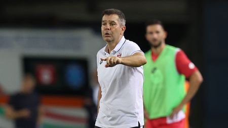 EMPOLI, ITALY - AUGUST 17: Lorenzo Rubinacci manager of AC Monza looks on during the Serie A match between Empoli and Monza at Stadio Carlo Castellani on August 17, 2024 in Empoli, Italy. (Photo by Gabriele Maltinti/Getty Images) Monza, Rubinacci il vice di Nesta