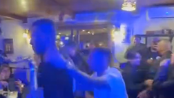 Spinazzola e Politano si lanciano in un trenino sulle note di “Freed from desire”