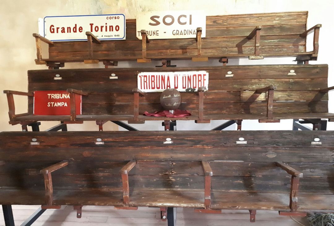 I tifosi del Barcellona omaggiano ancora il Grande Torino: ecco la visita al Museo - immagine 4