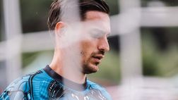 Ritiro Castel di Sangro, problemi per Meret: il portiere si allena a parte LA FOTO