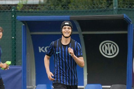 Instagram @resetgroup Chivu: “Serantoni? Gli ho dato consigli sul casco e gli ho detto di avere ambizione per i suoi sogni”- immagine 2