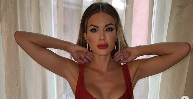 Il ‘buongiorno’ di Ludovica Pagani incanta: pose sexy per lady El Shaarawy- immagine 3